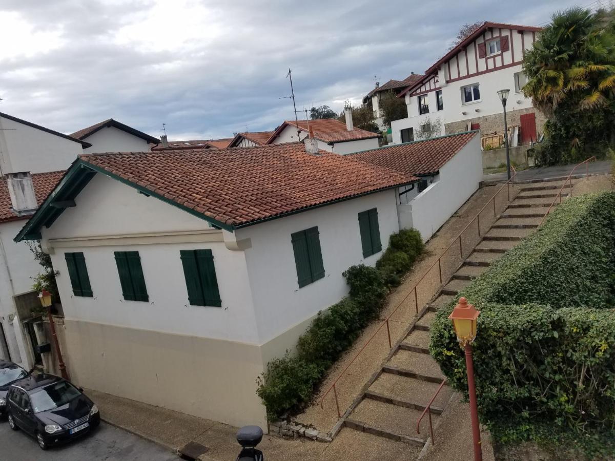 Aita Baita Ciboure Luaran gambar